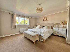 Photo 11- click for photo gallery